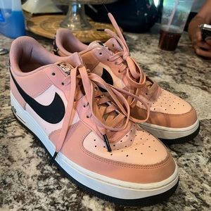 Nike Jordan’s size 9 1/2 men’s pink